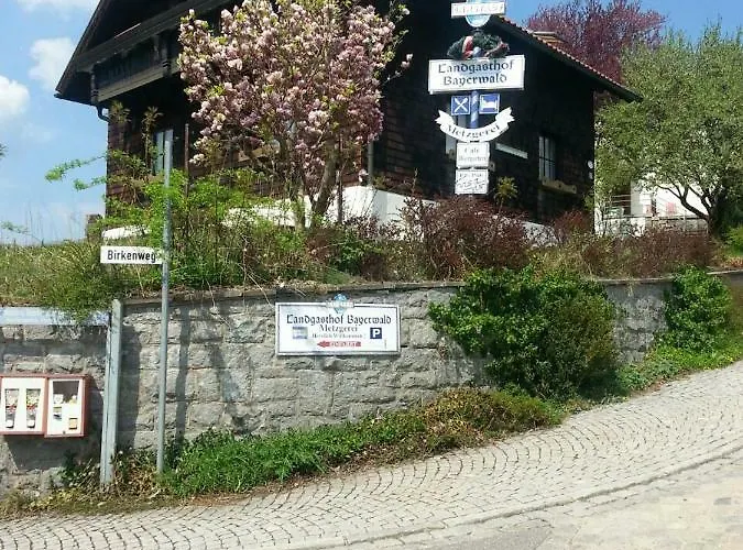 Landgasthof Bayerwald בית הארחה *